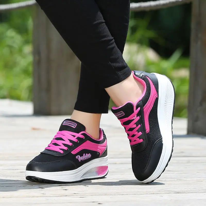 Women Sneakers Shoes Fashion WomenVulcanizedShoes HighQuality FlatsShoes WomenWalking Blatform Plus Size Zapatillas Mujer LadyShow.Store