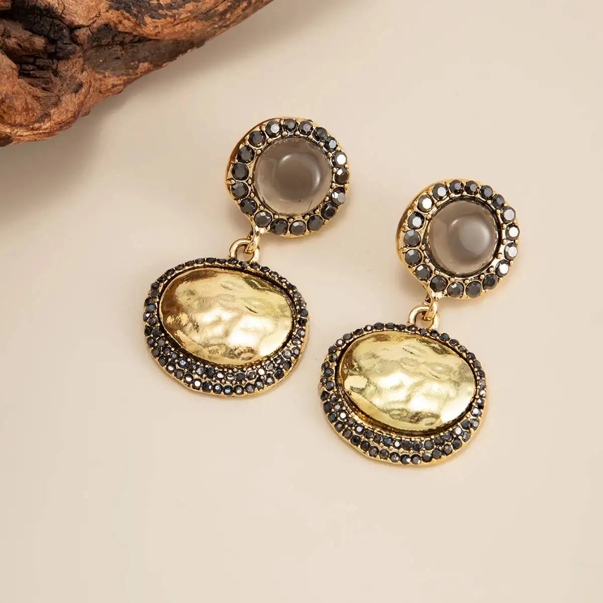 New Trendy Geometric Oval Drop Earrings Women Luxury Vintage Classic Metal Pendant Earring Party Accessory Jewelry Gift Pi-Mart