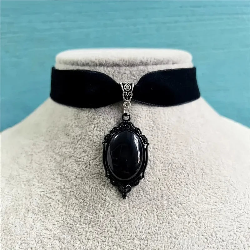Gothic Vampire Cameo Pendant Choker Velvet Necklace for Women Fashion Pagan Witchcraft Jewelry Female Gifts Creative Punk Choker Pi-Mart