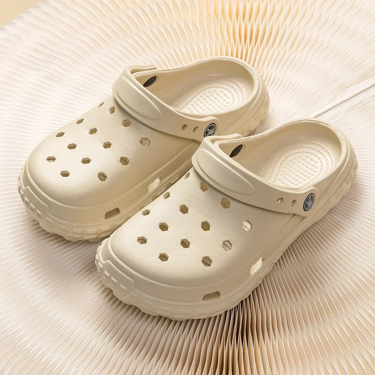 2026 Summer Hollow Out Closed Toe Non-slip Sandals Soft Bottom Sandals Men Lightweight Thick-soled Garden Shoes Pi-Mart