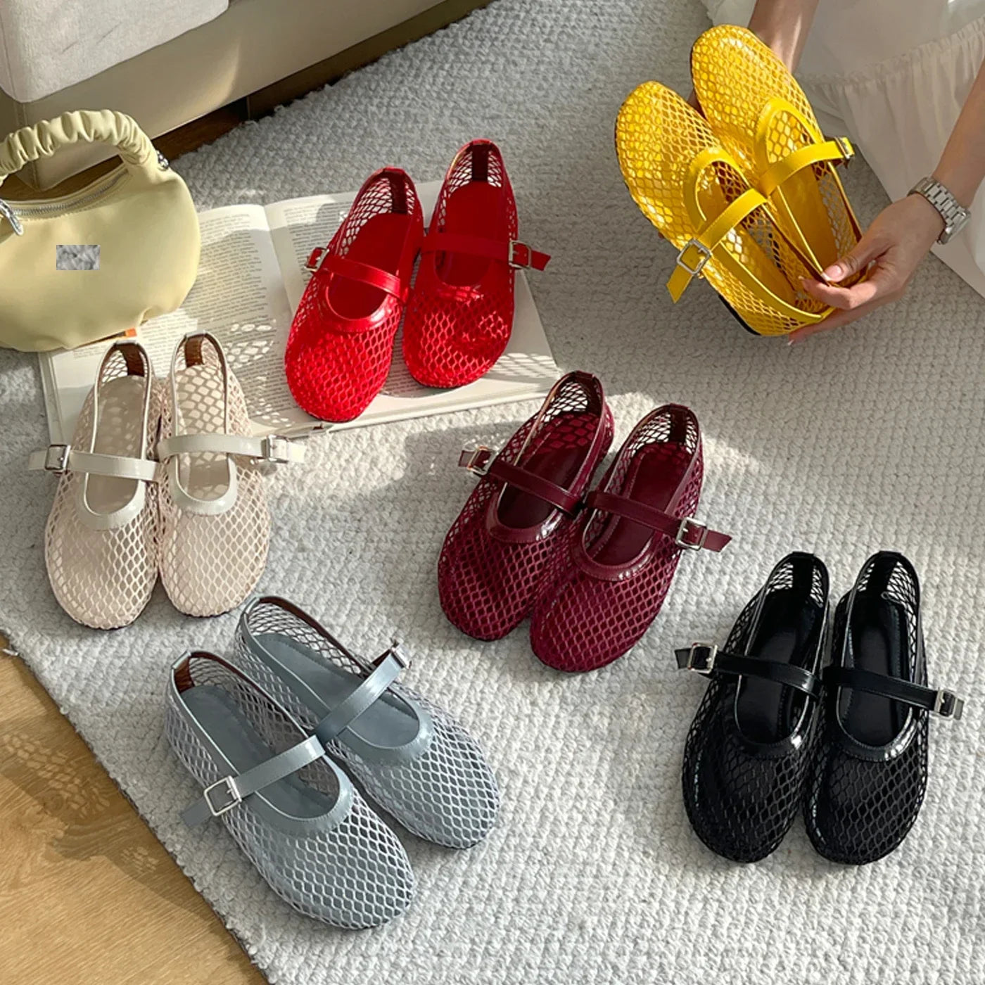 Aneikeh Round Toe Flat Shoes Women Non Slip Flat Sandals Sizes 35-43 Breathable Mesh Beach Outdoor Shallow Comfortable Shoes LadyShow.Store