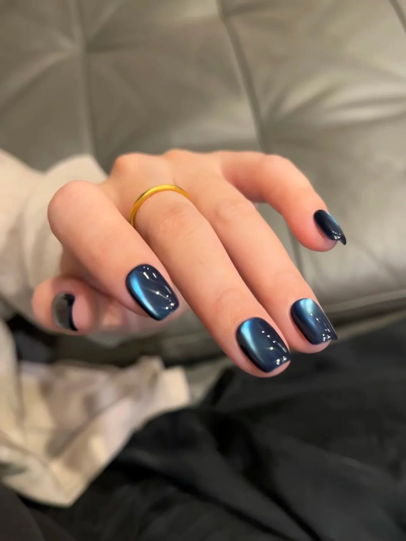 WS Black Glass Cat Magnetic Gel Nail Polish Punk Style Nail Art Manicure Varnis Semi Permanent Gel for Winter Nail Supplies Tri Light Beauty