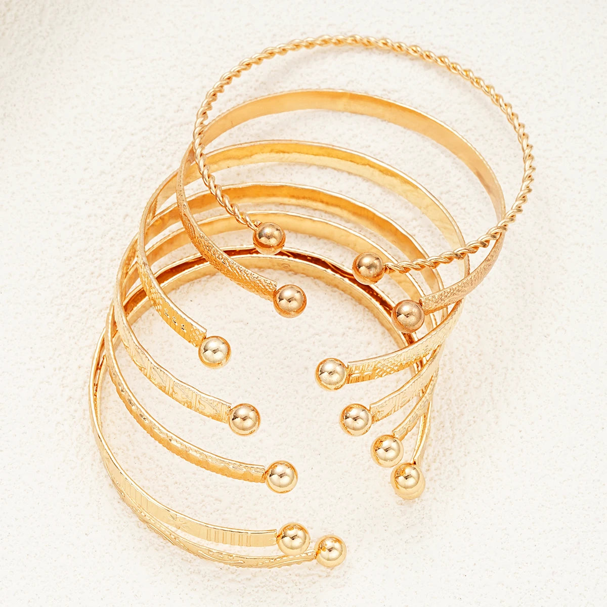 7 Pcs/Set Punk Gold Color Bracelets for Women Streetwear Goth Heart Prints Metal Design Open Bangle Fashion Jewelry Gifts 2024 Pi-Mart