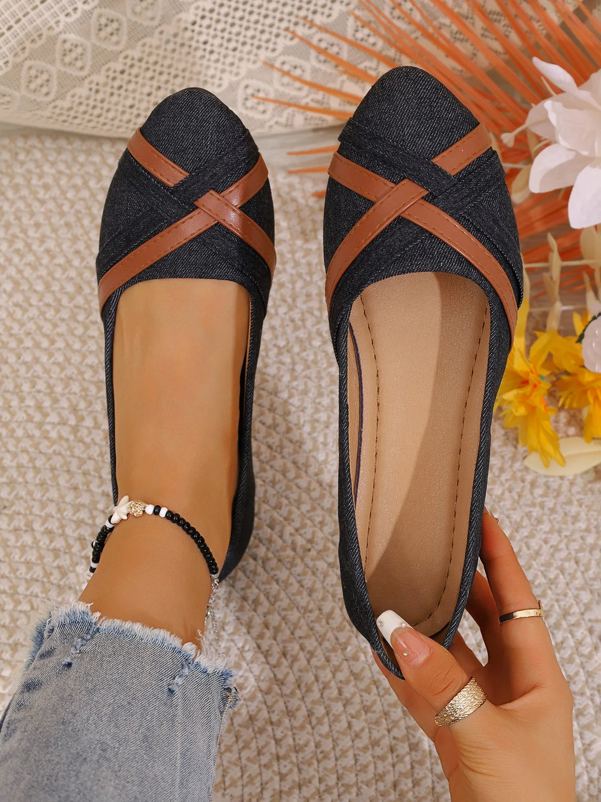 2025 Spring and Autumn New Fashionable Breathable Comfortable Flat Shoes Anti slip Large Women's Shoes Casual Shoes Pi-Mart