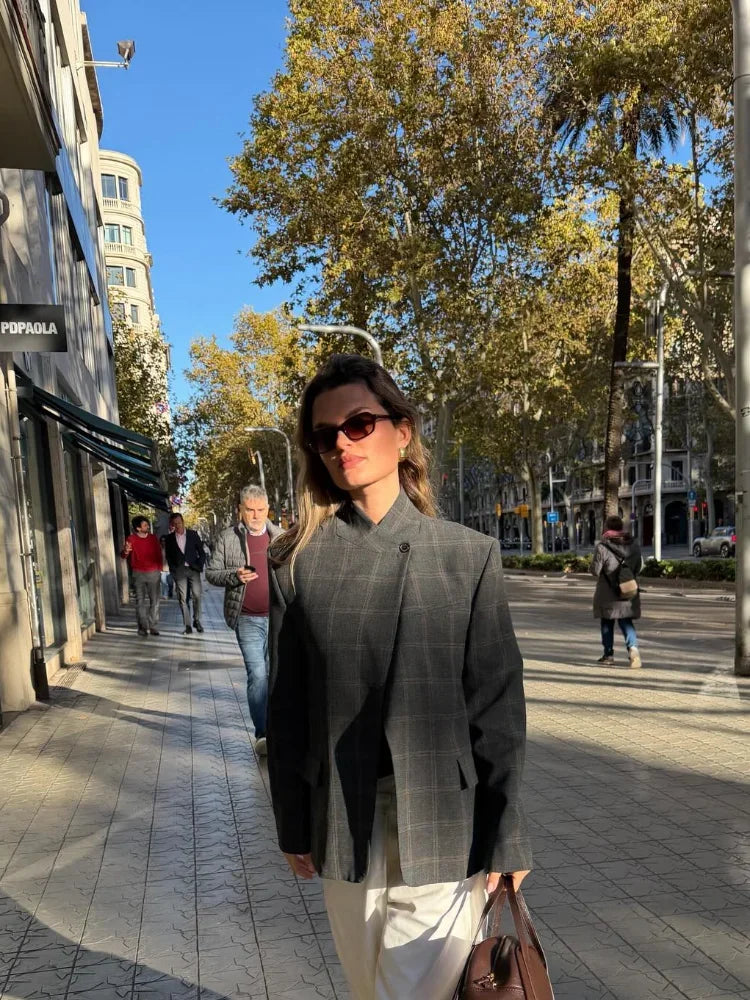 Chic Plaid Women Blazer Jackets Casual Split Loose Stand Collar Full Sleeve Short Jacket 2026 Lady Fashion Daily Commute Outwear LadyShow.Store