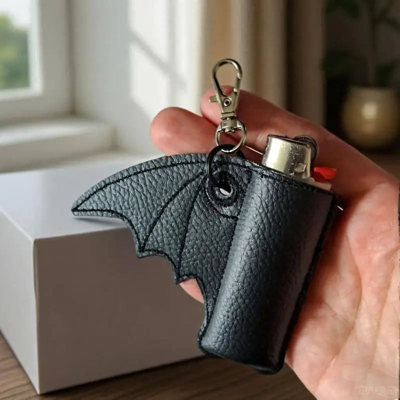 R2LE Gothic Bat Design Keychain Attachment Smooth Surfaces Protective Sleeve Keyring For Everyday Use Pi-Mart