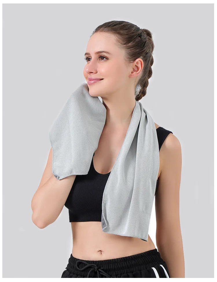 Cooling Towel with Portable Capsule Case Quick Dry Instant Cooling Sports Gym Running Fitness Travel Ice Towel for Men Women Pi-Mart