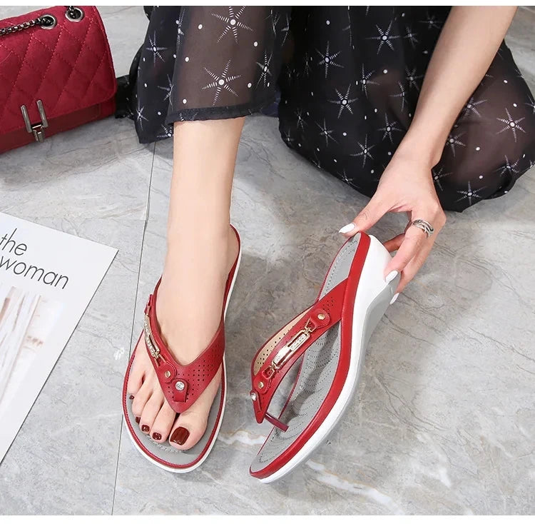 2023 Women's Slippers Summer New Fashion Metal Button Slides Shoes Wedge Beach Sandals Women Outside Platform Leisure Flip Flops Pi-Mart