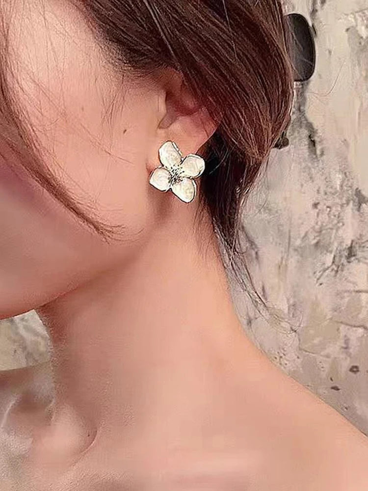 Fashion Korean Women Retro Drip Glaze Red Flower Earrings Women for Delicate Earrings Luxury Couple Engagement Jewelry Gift Pi-Mart