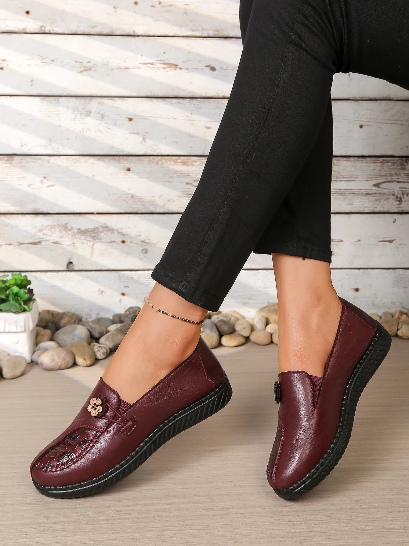 Women's Spring Autumn Leather Loafers Floral Embossed Slip‑On Flats Anti‑Slip Comfort Casual Mom Daily Walking Free Shipping Pi-Mart