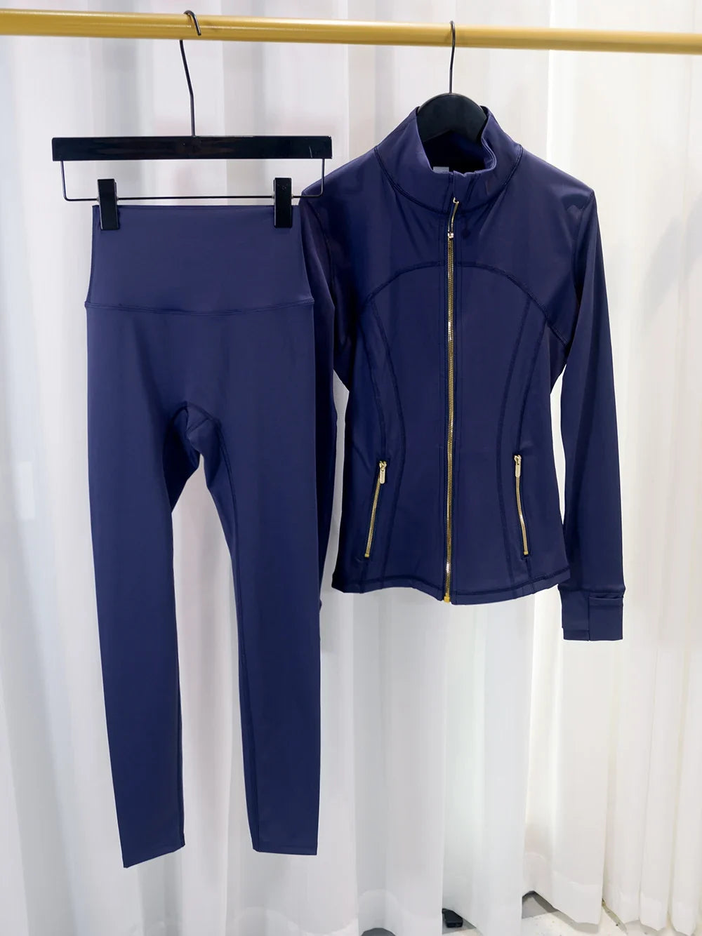 Gold zipper jacket and yoga pants set, sportswear, quick-dry and breathable, slimming and lightweight, tight-fitting LadyShow.Store