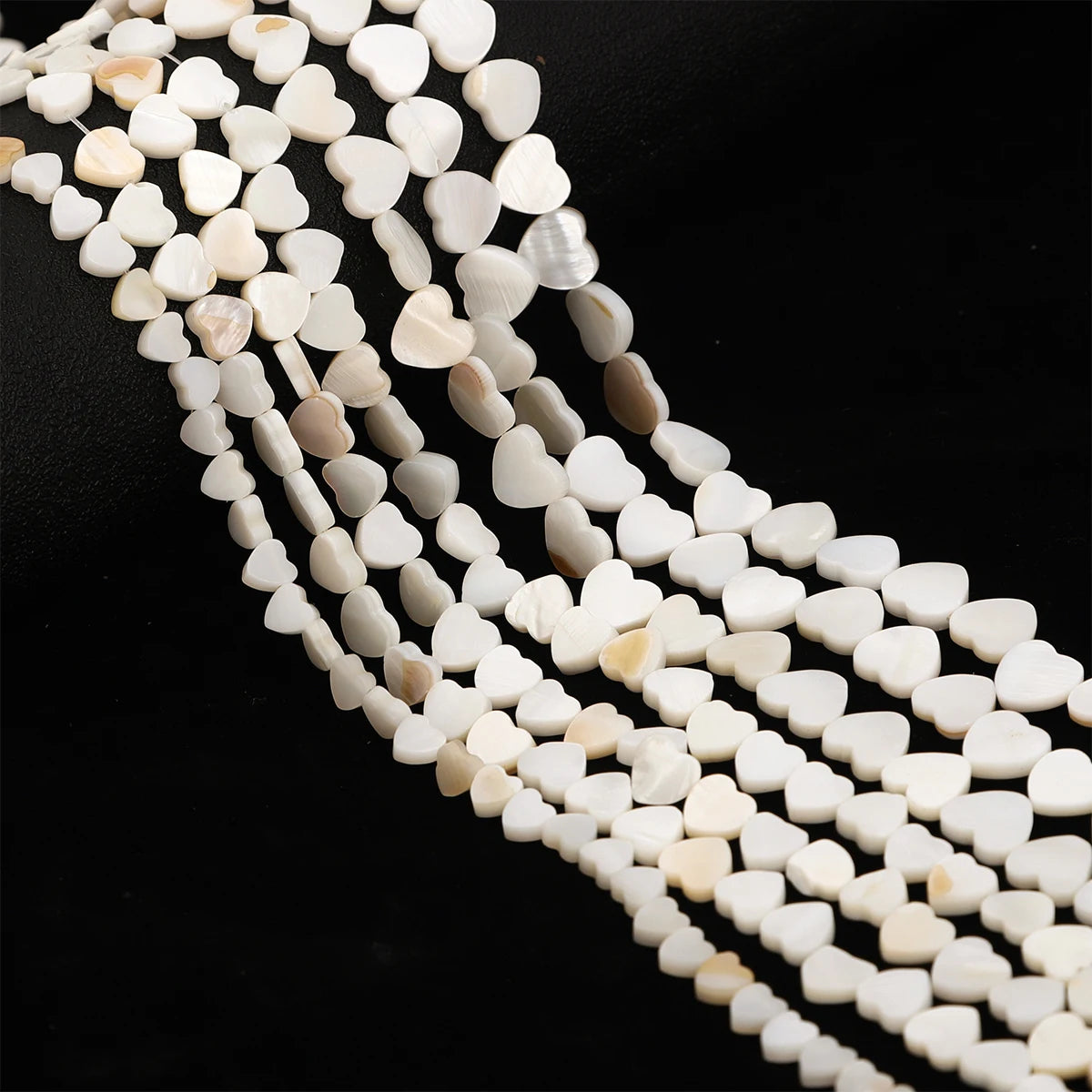 Natural Shell Beads Mother of Pearl Love Star Oval Round Flat Loose Spacer Beads for Jewelry Making DIY Charm Bracelet Necklace Pi-Mart
