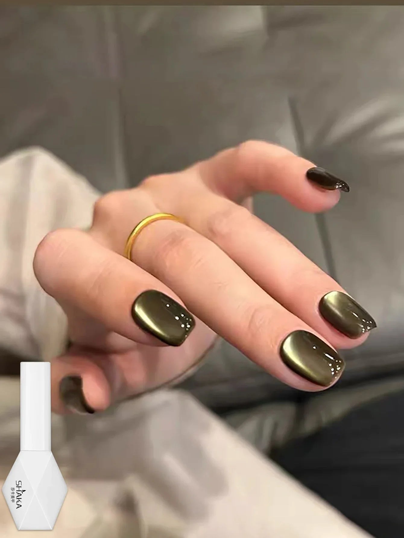 WS Black Glass Cat Magnetic Gel Nail Polish Punk Style Nail Art Manicure Varnis Semi Permanent Gel for Winter Nail Supplies Tri Light Beauty