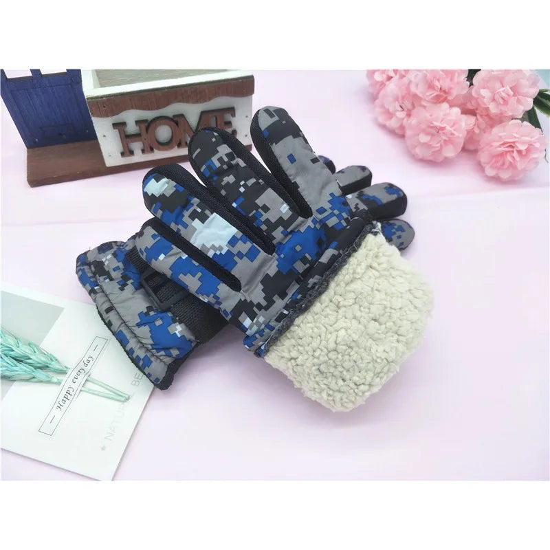 Kids Winter Gloves for Boys Girls 8-12 Years Old Fleece Lined Warm Thick Camouflage Ski Cycling Design Mittens Accessories Pi-Mart