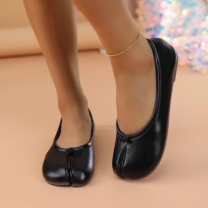2025 Women's Leather Toe Separator Loafers Flat Comfortable Slip-On Breathable Casual Shoes Pi-Mart