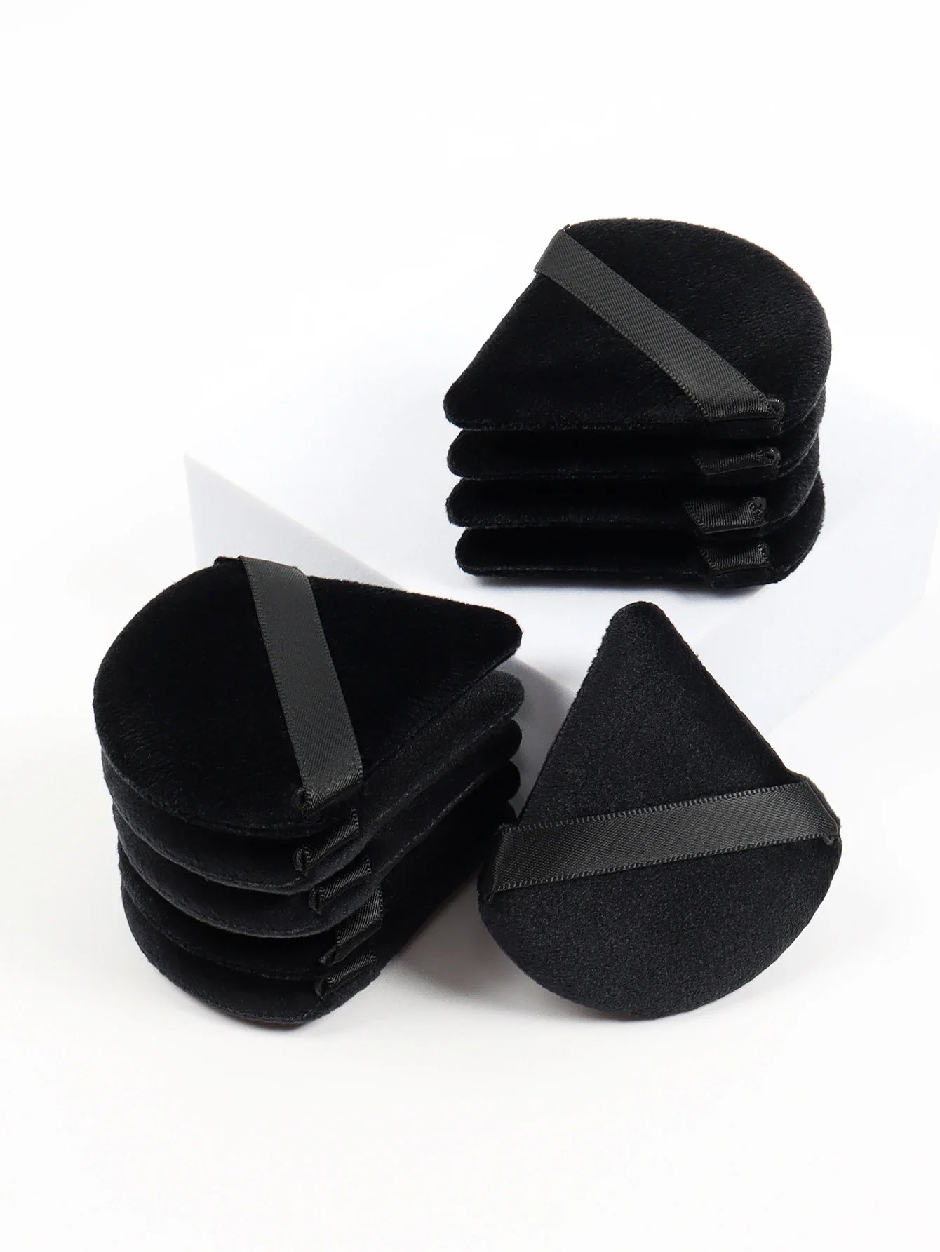 Black Triangle Powder Puff Facial Makeup Sponge Soft Velvet Cosmetics Puff Mixer Beauty Foundation Make-Up Sponge Makeup Access Tri Light Beauty