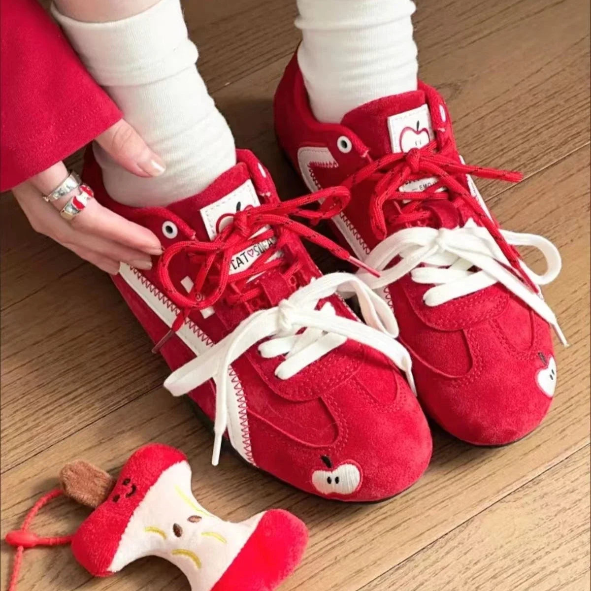 Luxury Brand Women Sneakers Flats Sport Tennis Shoes Women Summer Running Sport  Shoes Walking Hiking Lace Up Zapatos De Mujer LadyShow.Store
