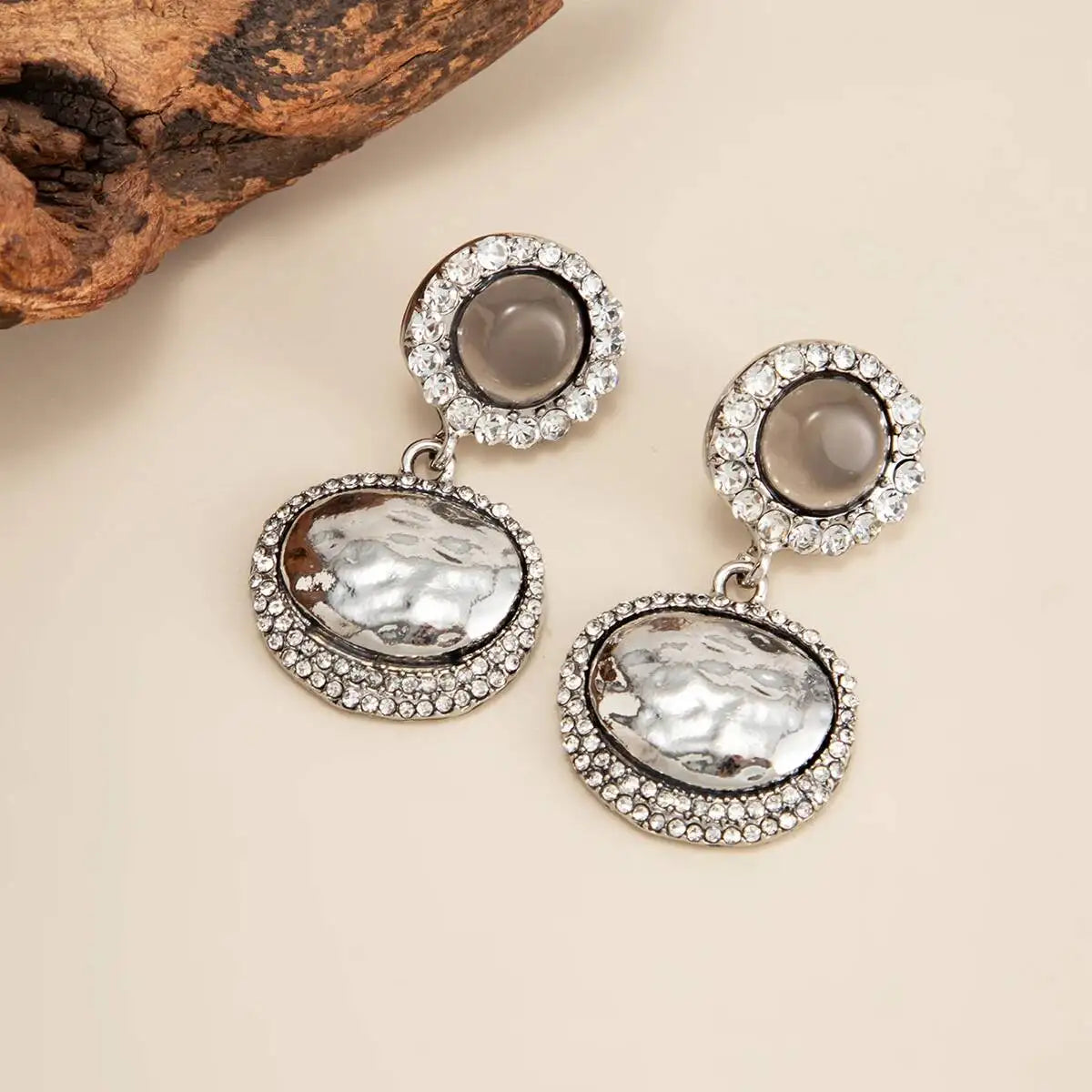 New Trendy Geometric Oval Drop Earrings Women Luxury Vintage Classic Metal Pendant Earring Party Accessory Jewelry Gift Pi-Mart