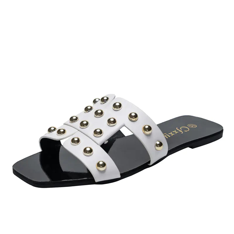 Fashion Rivet Flat Sandals for Women’s Casual Wear