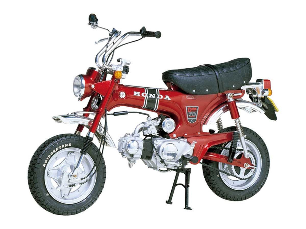 Model Kit Dax Honda Export 70 Motorcycle 1/6 Scale Model by Tamiya LuxuryLifeWay Online Store