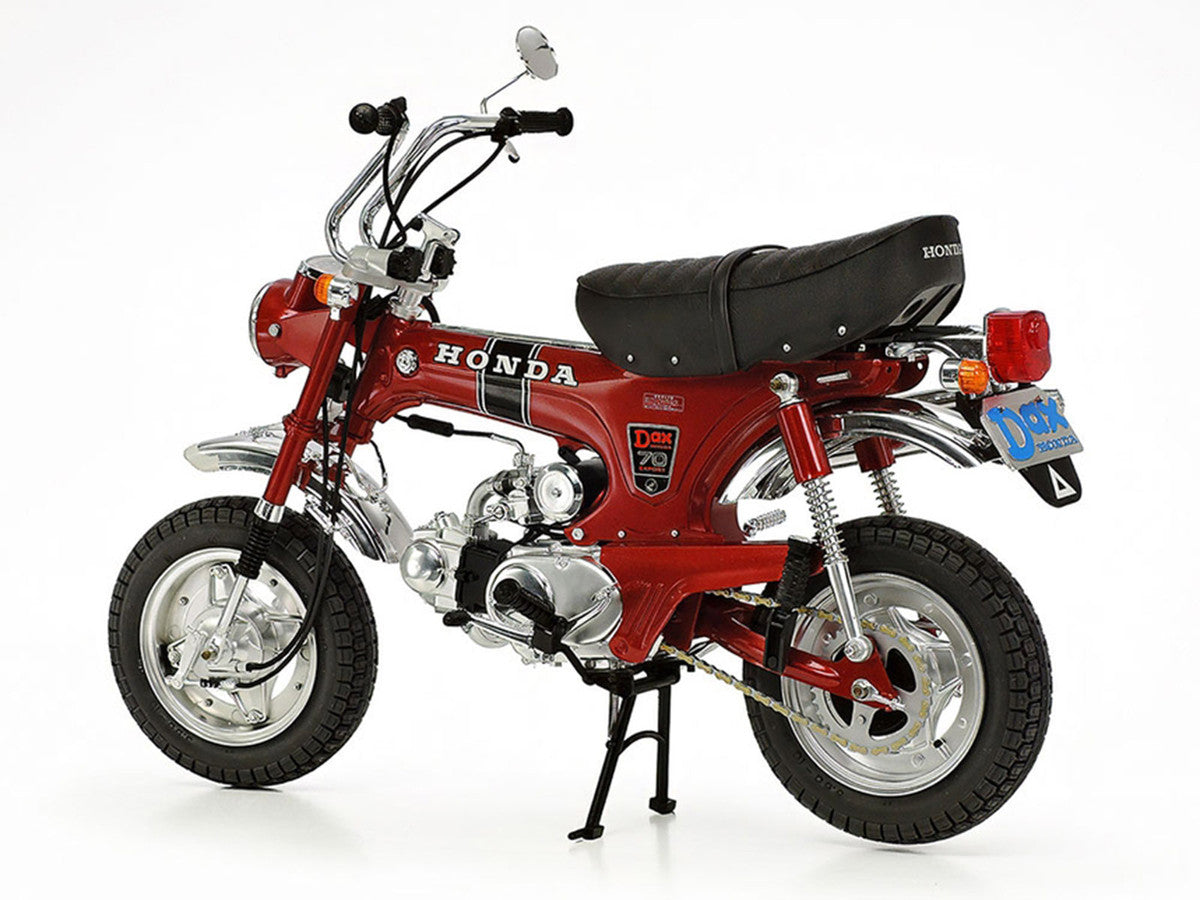 Model Kit Dax Honda Export 70 Motorcycle 1/6 Scale Model by Tamiya LuxuryLifeWay Online Store