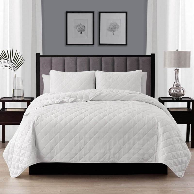 Twin/Twin XL 2-Piece White Polyester Microfiber Diamond Quilted Quilt Set LuxuryLifeWay Online Store