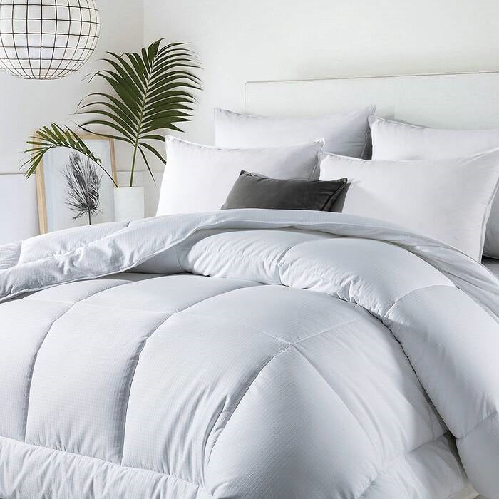Twin Size All Seasons Soft White Polyester Down Alternative Comforter LuxuryLifeWay Online Store