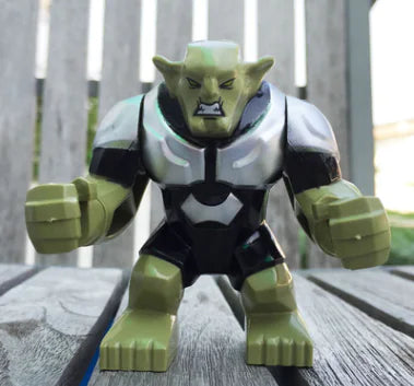 Superhero Villain Action Figure Model Toy (Avengers) Pi-Mart