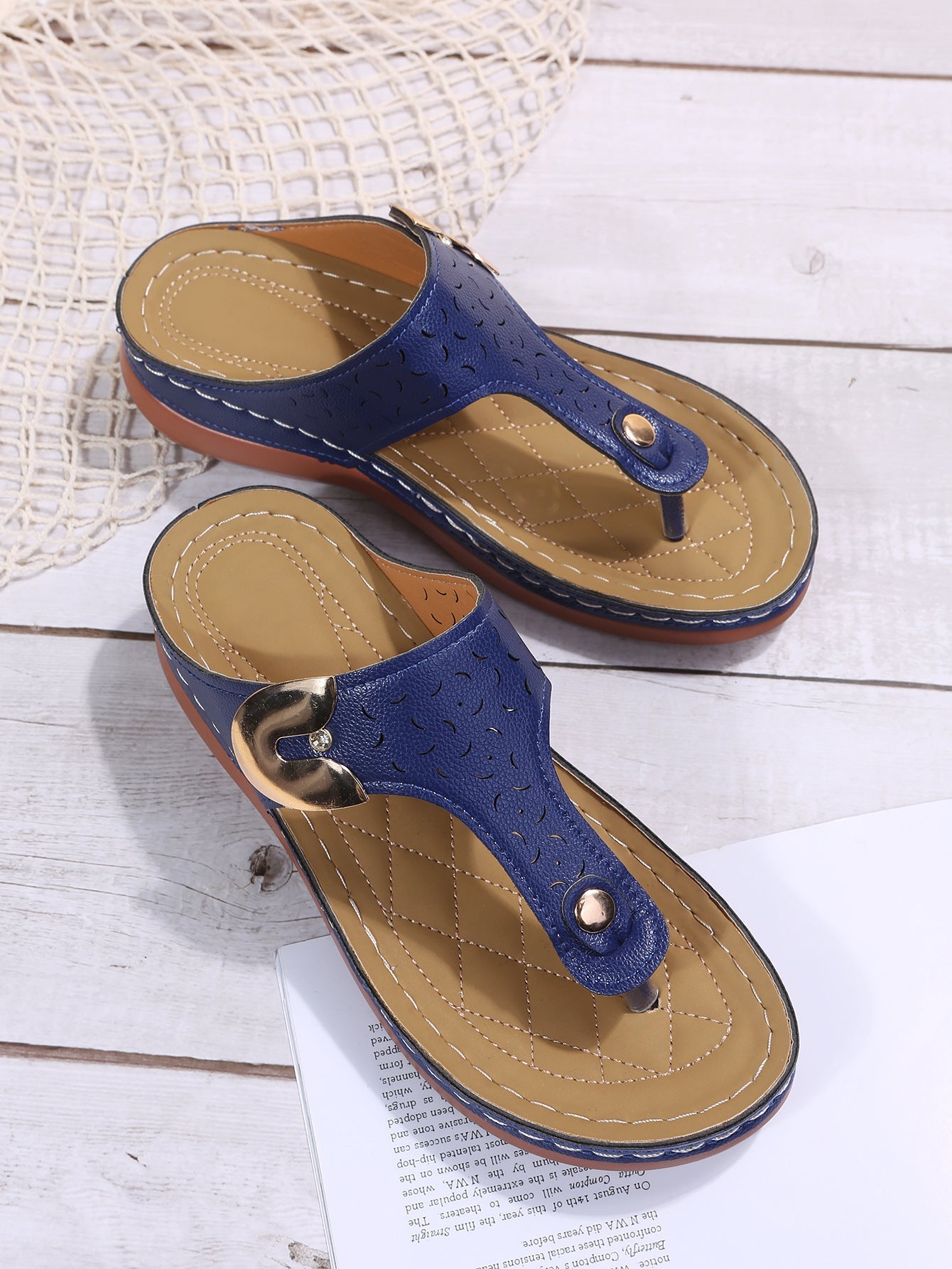 European And American Fashion Wedge Heels Retro Flip Flops Beach Slippers LadyShow.Store