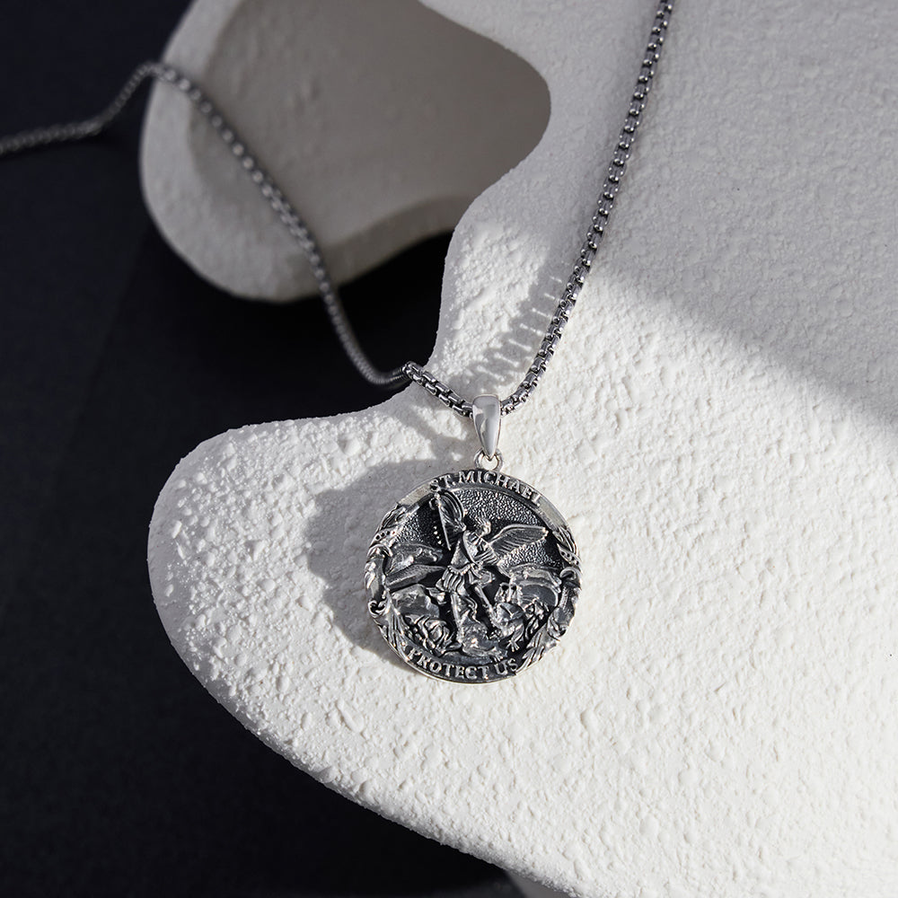 Saint Michael Medal Pendant Necklace The Archangel Catholic Medallions Amulet LadyShow.Store