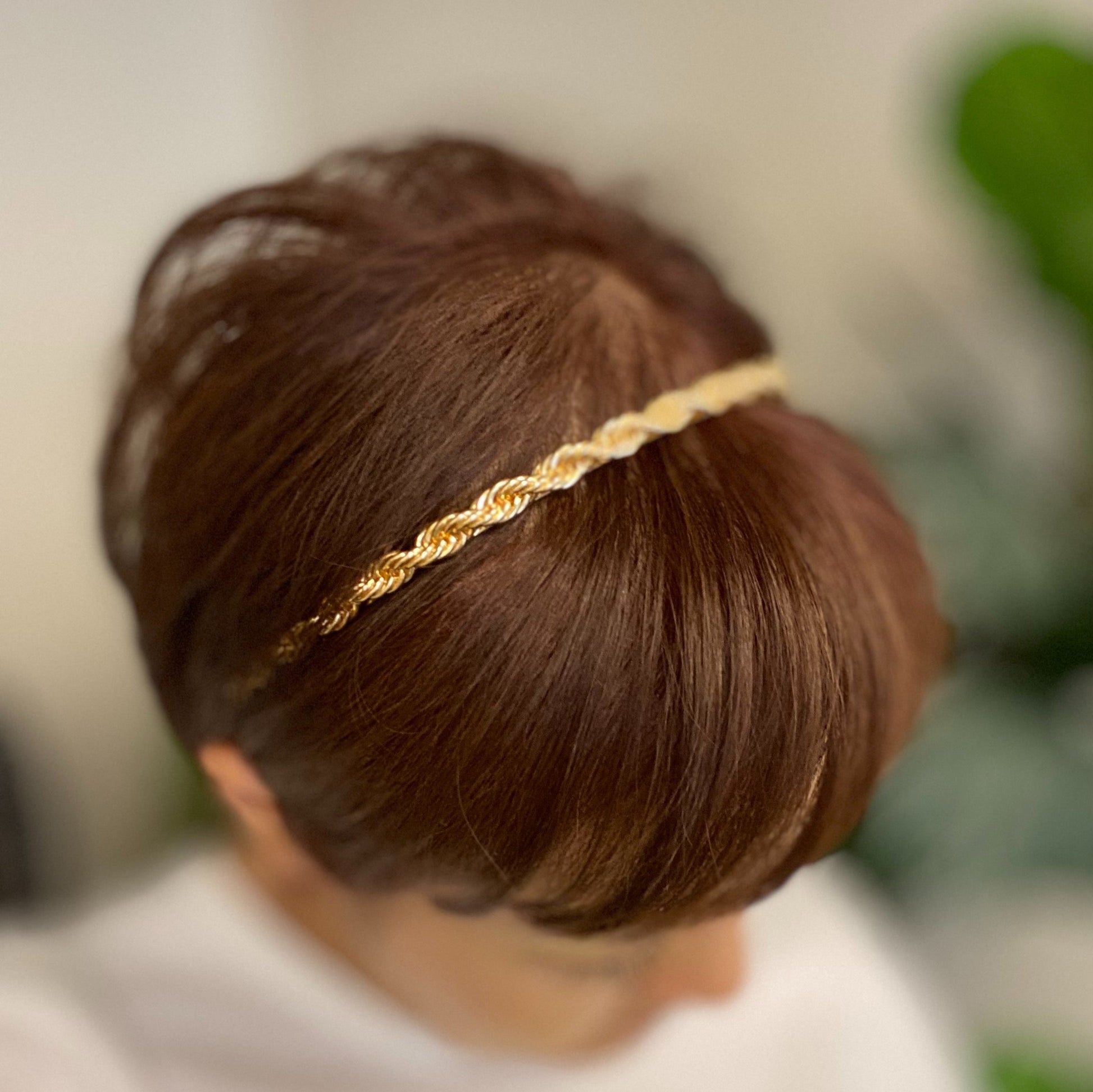 Twist & Shout Chain Headband LadyShow.Store