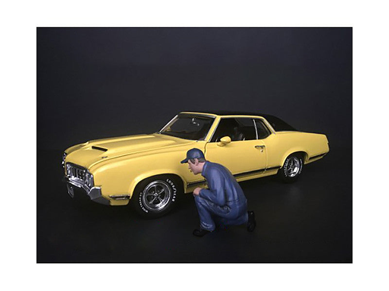 Mechanic Juan with Lug Wrench Figurine for 1/24 Scale Models by American Diorama LuxuryLifeWay Online Store