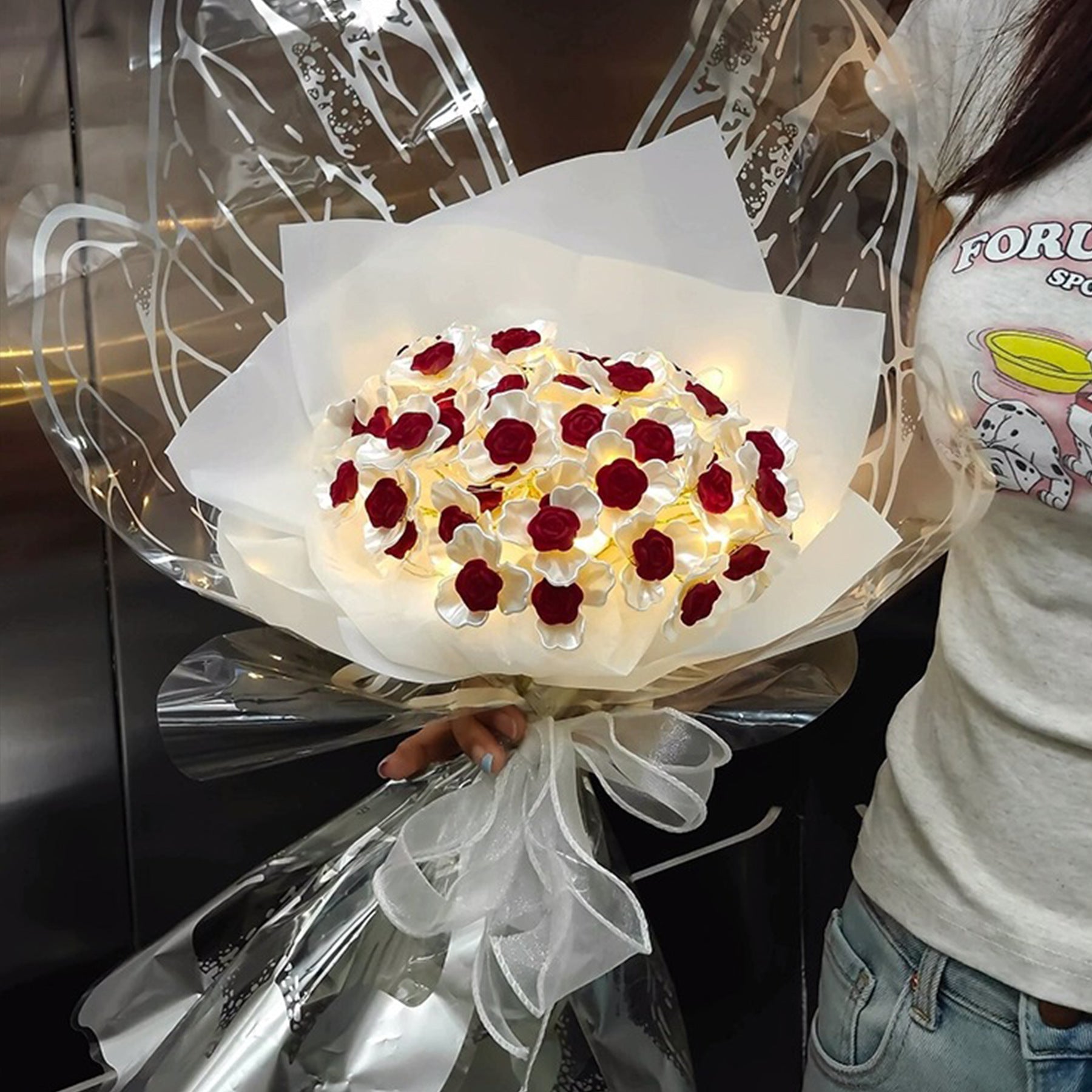 Dreamy Butterfly Rose Hand Bouquetperfect Rose Arrangement For Valentines Day Ideal As A Gift For Your Girlfriend Or Bestie LuxuryLifeWay Online Store