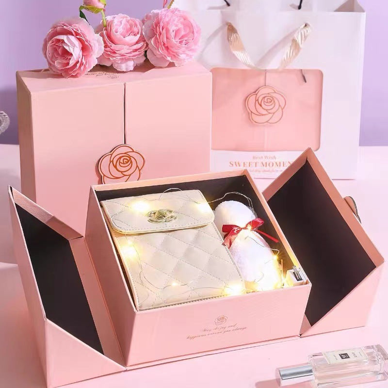 Luxury New Chinese Style Gift Box for Mother's Day LadyShow.Store