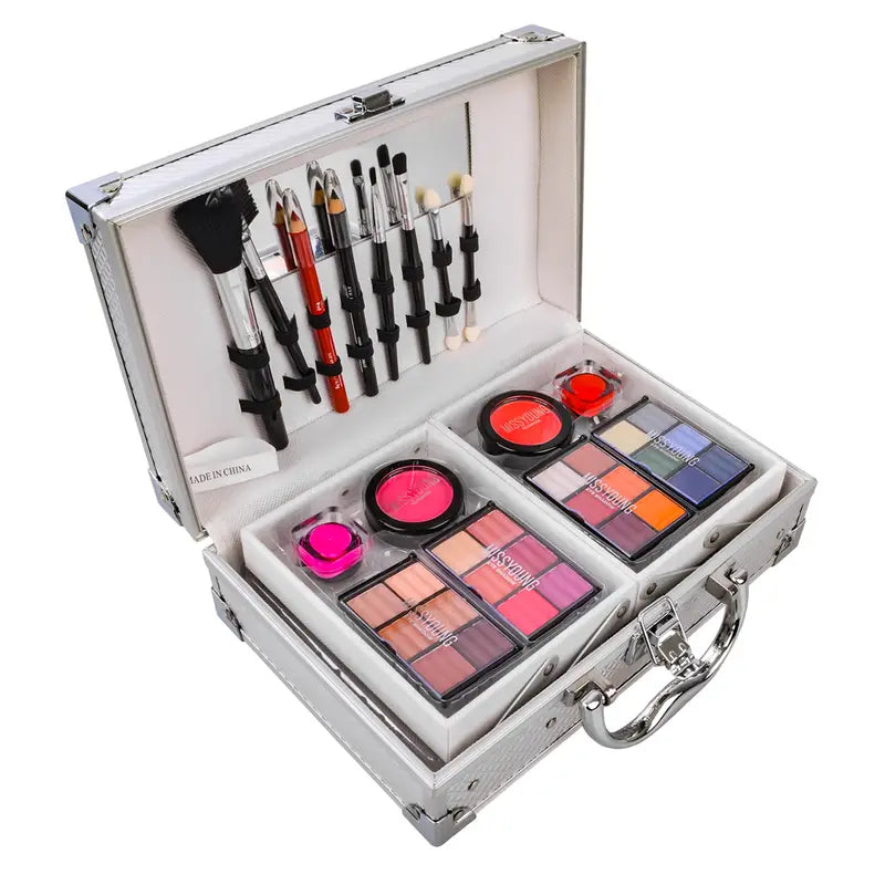 All-in-One Makeup Kit with Eyeshadow and Lipgloss LadyShow.Store
