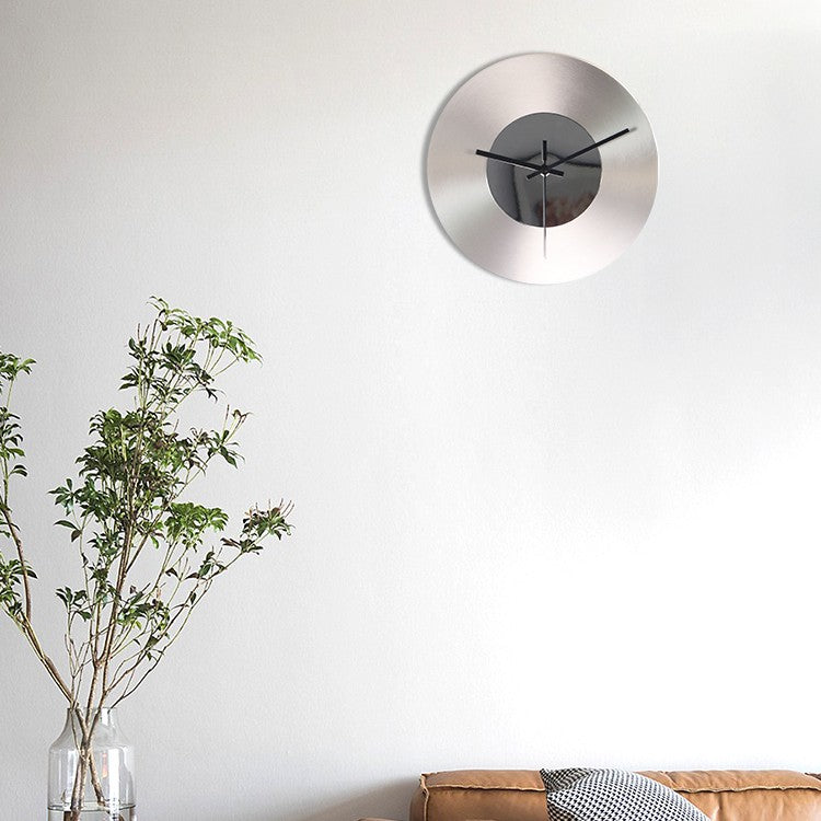 Creative Metal Wall Clock Silver PearlNestDecor.com