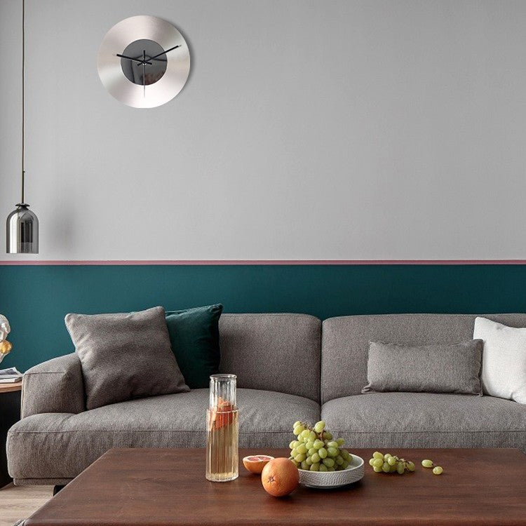 Creative Metal Wall Clock Silver PearlNestDecor.com