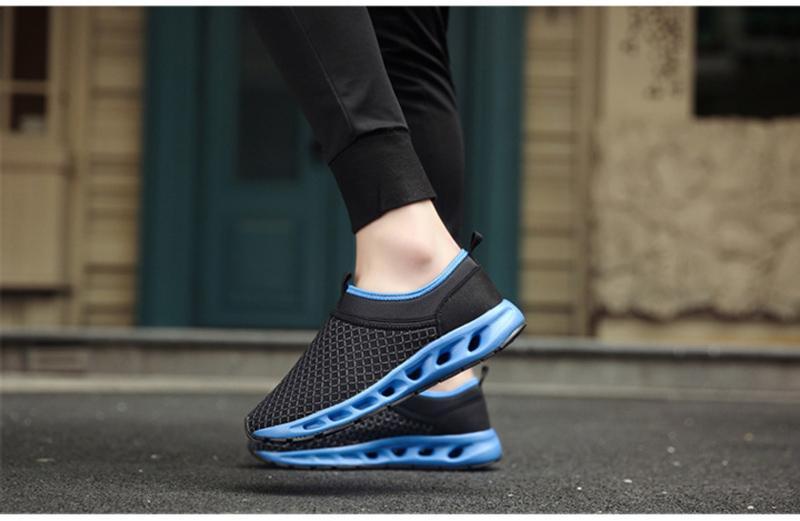 Men's Lightweight Mesh Slip-On Running Shoes LadyShow.Store