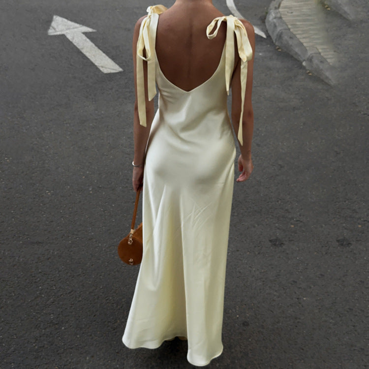 V-neck Sexy Backless Sleeveless Dress With Tie NorixaFashion.com