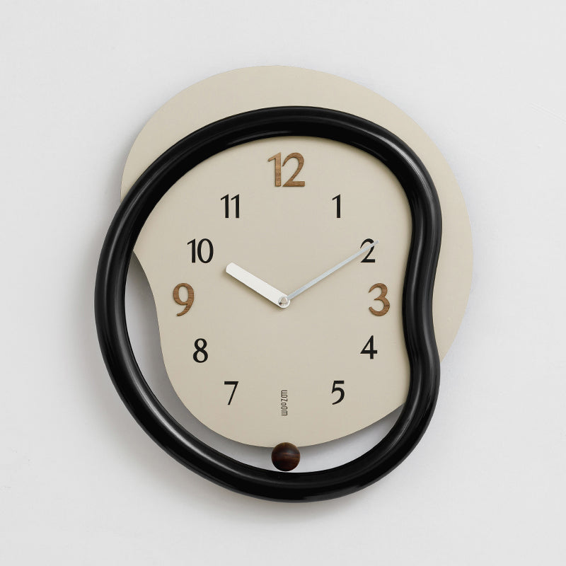 Creative Simple Punch-free Living Room Wall Clock PearlNestDecor.com