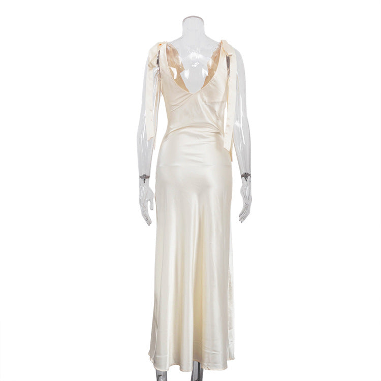V-neck Sexy Backless Sleeveless Dress With Tie NorixaFashion.com