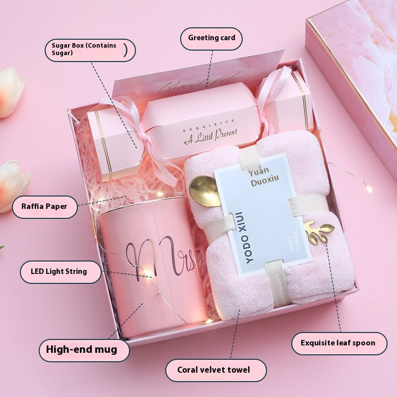 Gift Box For Mother's Day Wedding Favors LadyShow.Store