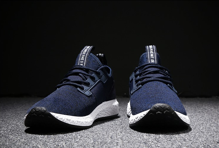 Men's Breathable Mesh Sports Casual Running Shoes LadyShow.Store