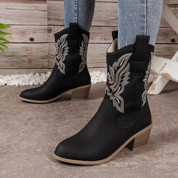 Fashion Chunky-heeled Pointed Toe Boots Winter Ethnic Style Embroidered Mid-Tube Western Shoes Women LadyShow.Store