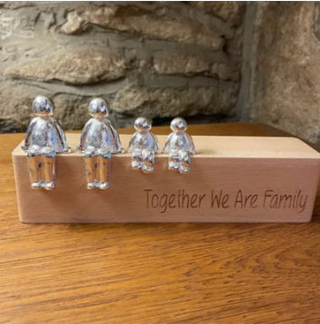 Family Member Souvenirs Sculpture Ornaments Resin Crafts PearlNestDecor.com