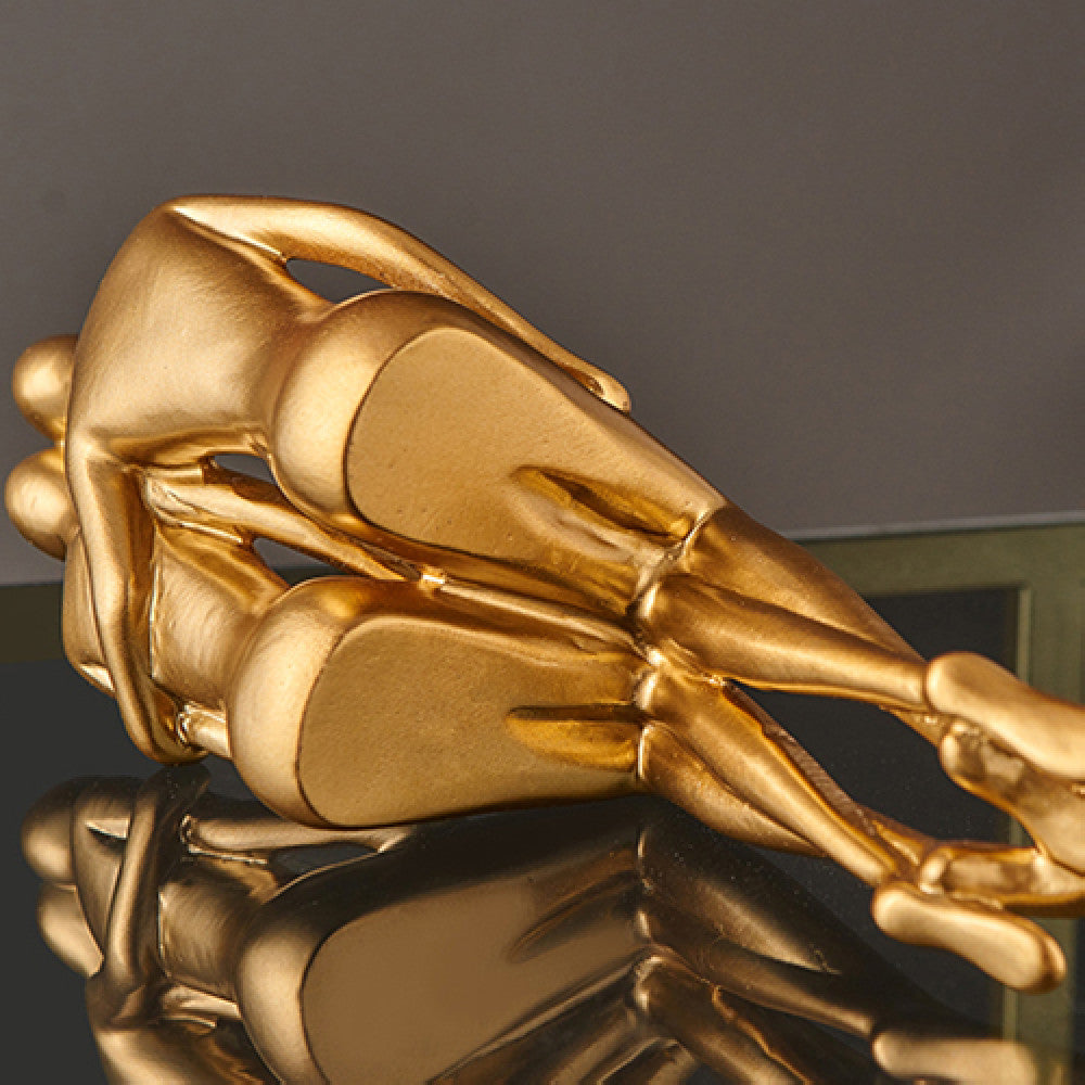 Light Luxury Artistic Figure Sculpture Ornaments PearlNestDecor.com