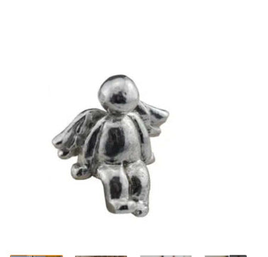 Family Member Souvenirs Sculpture Ornaments Resin Crafts PearlNestDecor.com