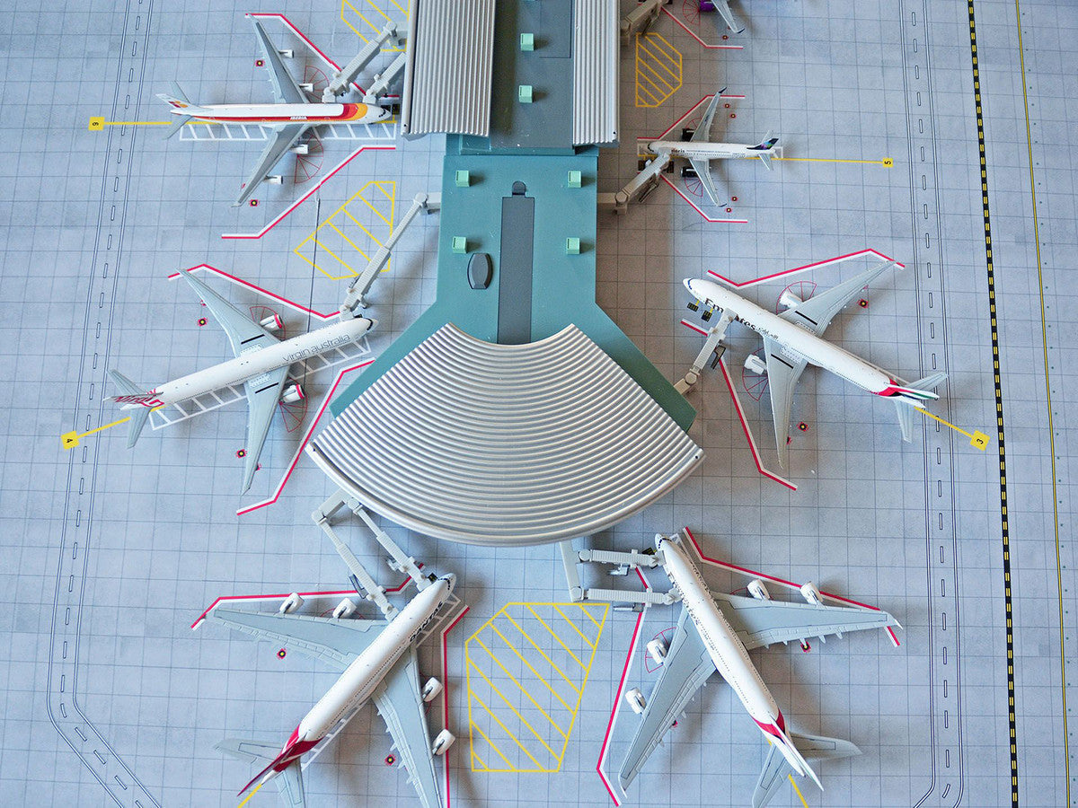 Deluxe Airport Mat for 1/400 Scale Models by GeminiJets LuxuryLifeWay Online Store