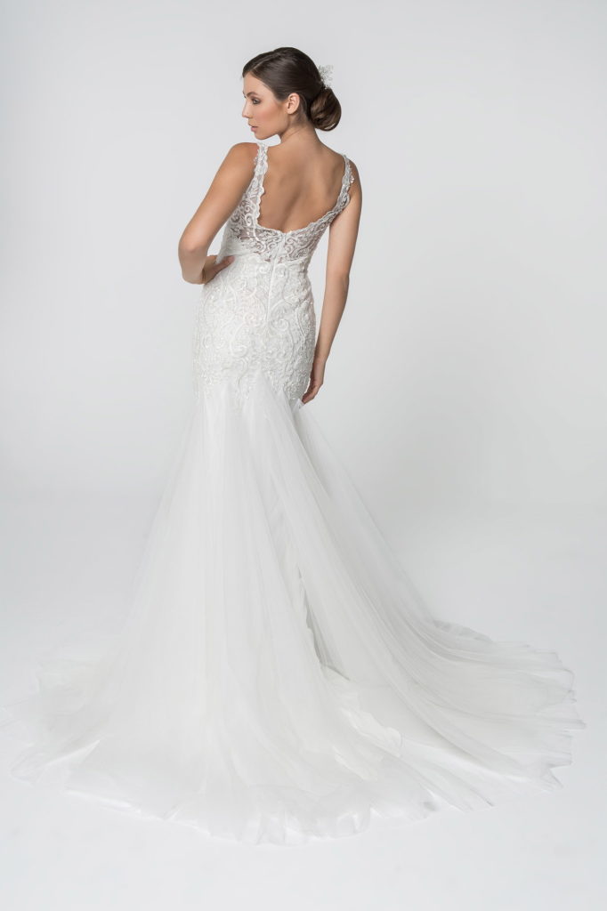 Embroidered Bodice V-Neck Mermaid Wedding Gown w/ Mesh Tail LuxuryLifeWay Online Store