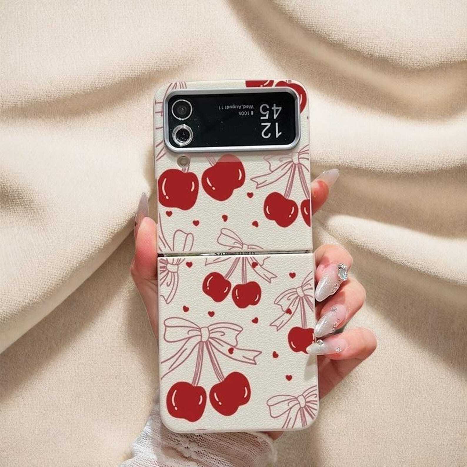 Floral Print Soft TPU Case for Samsung Galaxy Z Flip 3 4 5 6 | Leather Texture Folding Cover with Wireless Charging Support LuxuryLifeWay Online Store